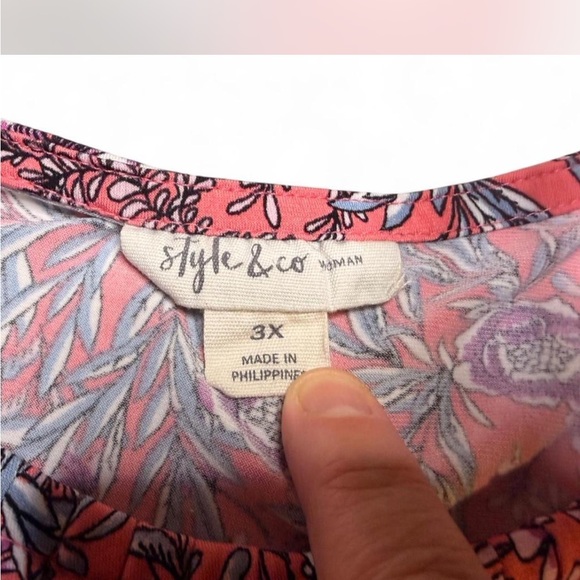 💰SALE Style & Co Floral Women's Blouses - Black and Coral 3X - Picture 7 of 8